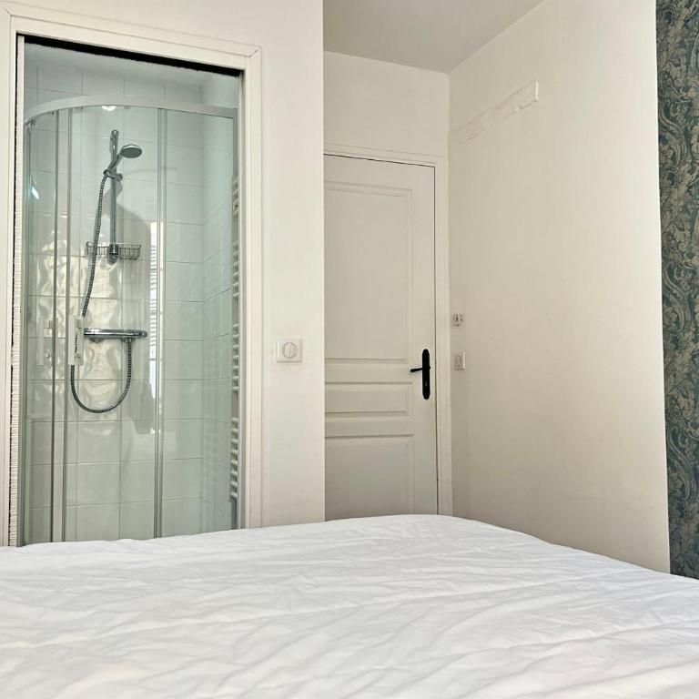 Charming 2-bedroom apartment with quality amenities in Old Cannes - Apartamento de 2 dormitorios - 8