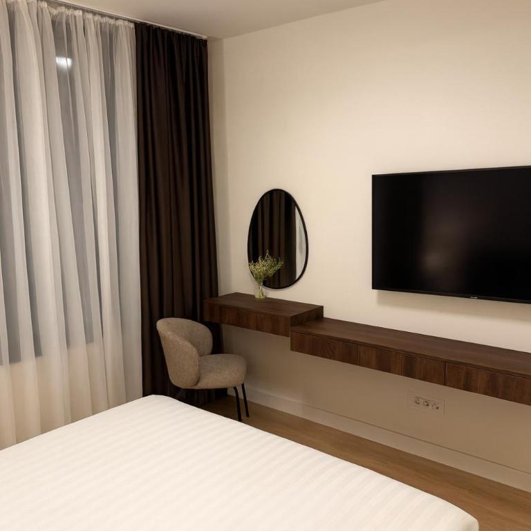 BW Loft Apartments FREE GARAGE Fast Wi-Fi - Deluxe One-Bedroom Apartment with City View - 10