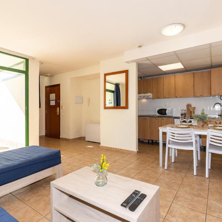 UHC Festival Village - Apartamento de 2 dormitorios - 9