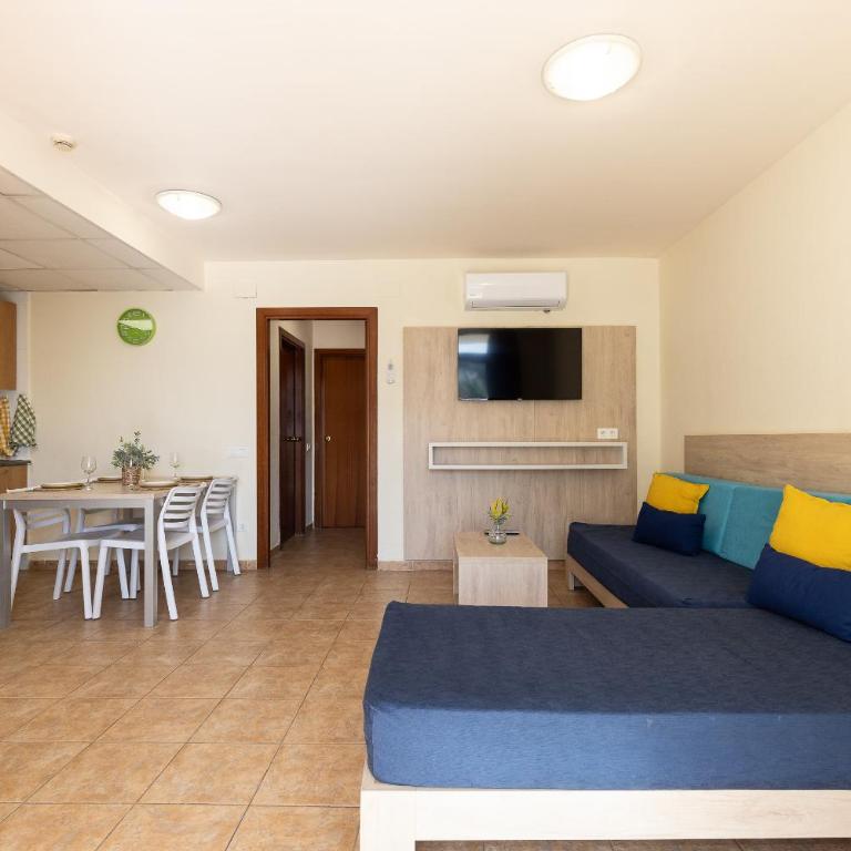 UHC Festival Village - Apartamento de 2 dormitorios - 10