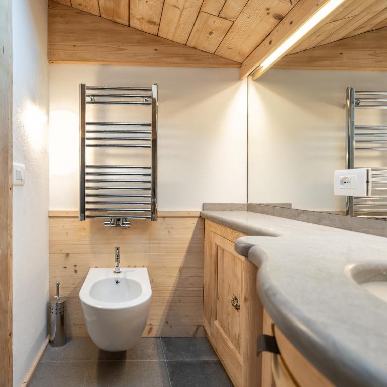 Casa Poligrafica 2, panoramic mountain and town view - Appartamento con 3 Camere da Letto e con Balcone - 9