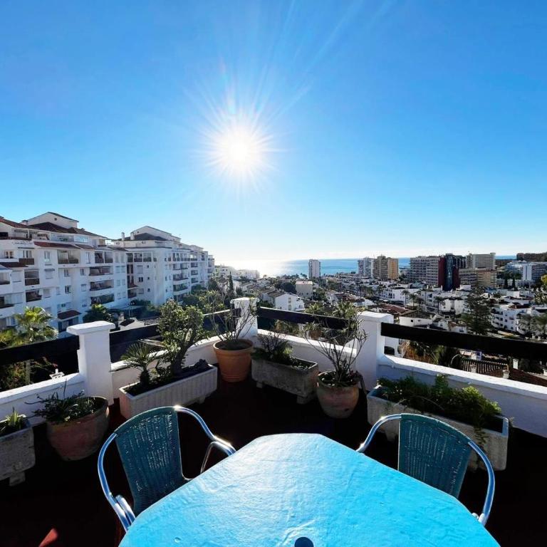 Wonderful 3 bedroom with two Spacious Terraces - Three-Bedroom Apartment - 26