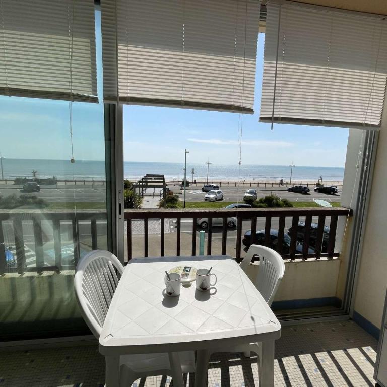 SJ290-01C - Appart Studio 4 couchages SAINT JEAN DE MONTS - Studio Apartment with Sea View - 14