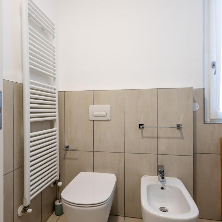 Le Sabbie B&B - Camere in villino a 50mt dal mare - Camera Matrimoniale con Vista Giardino - 9