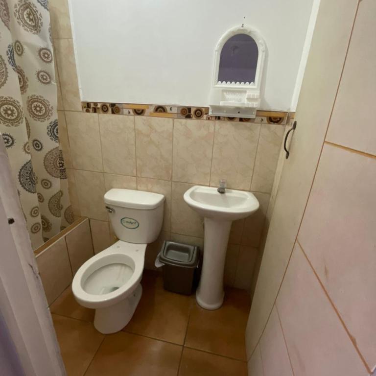 HOSPEDAJE VISTA Del SOL PARACAS - Double Room with Private Bathroom - 2
