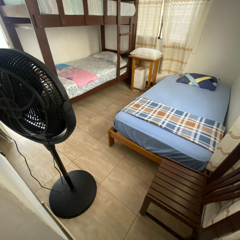 HOSPEDAJE VISTA Del SOL PARACAS - Triple Room with Private Bathroom - 1