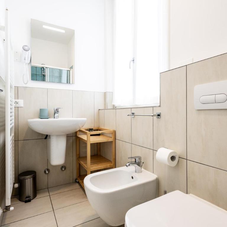 Le Sabbie B&B - Camere in villino a 50mt dal mare - Camera Matrimoniale con Balcone - 1