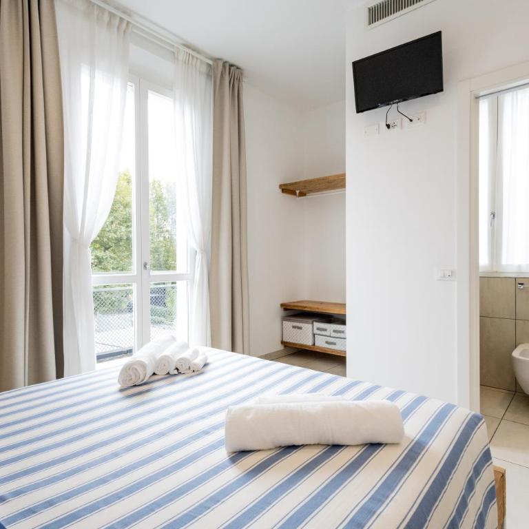 Le Sabbie B&B - Camere in villino a 50mt dal mare - Camera Matrimoniale con Balcone - 3