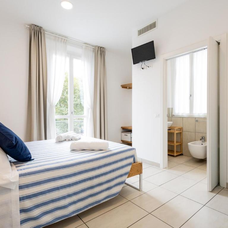 Le Sabbie B&B - Camere in villino a 50mt dal mare - Camera Matrimoniale con Balcone - 6