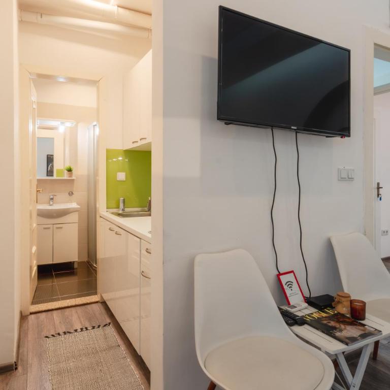 Modern Apartments near Cathedral - Heart of the City Center - One-Bedroom Apartment - 13