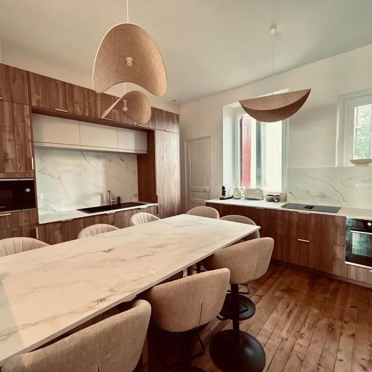 Villa Pacis rénovée - Face mer La Baule -15 pers - 5 suites avec SDB -Terrasse & BBQ sous les pins - Villa con Vista Mare - 9