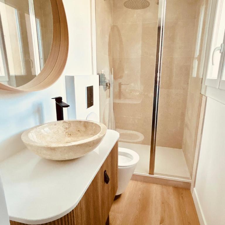 Villa Pacis rénovée - Face mer La Baule -15 pers - 5 suites avec SDB -Terrasse & BBQ sous les pins - Villa con Vista Mare - 12