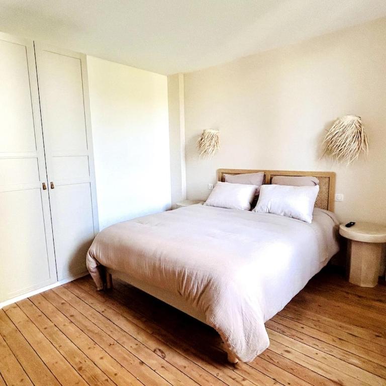 Villa Pacis rénovée - Face mer La Baule -15 pers - 5 suites avec SDB -Terrasse & BBQ sous les pins - Villa con Vista Mare - 50