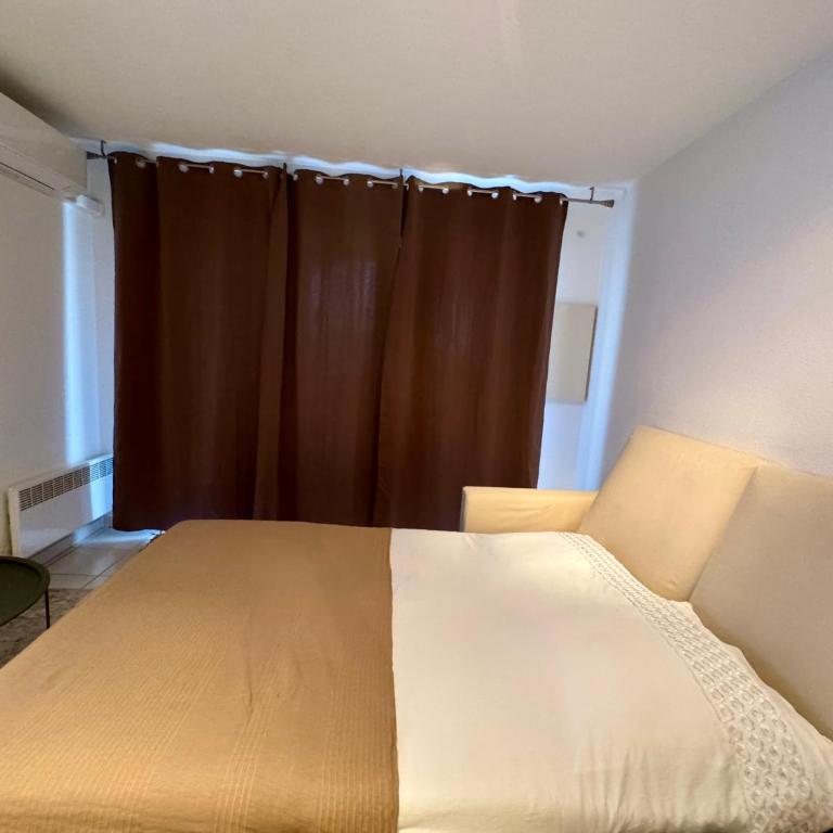 Studio Régina - Plage & port de Calvi à pied - One-Bedroom Apartment - 21