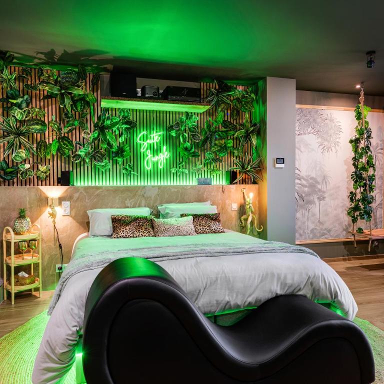 Suite Jungle - Love room spa, sauna & cinéma privé - Appartement 1 Chambre - 20