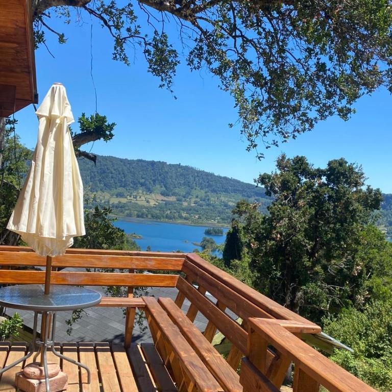 Vistas panorámica a Lago y Volcán - Two-Bedroom House - 4