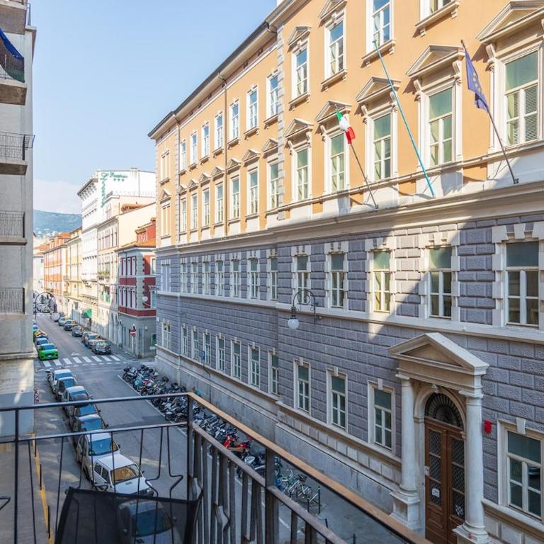 Luxury Apartment Center Trieste - Glenda - Appartamento con 2 Camere da Letto - 25