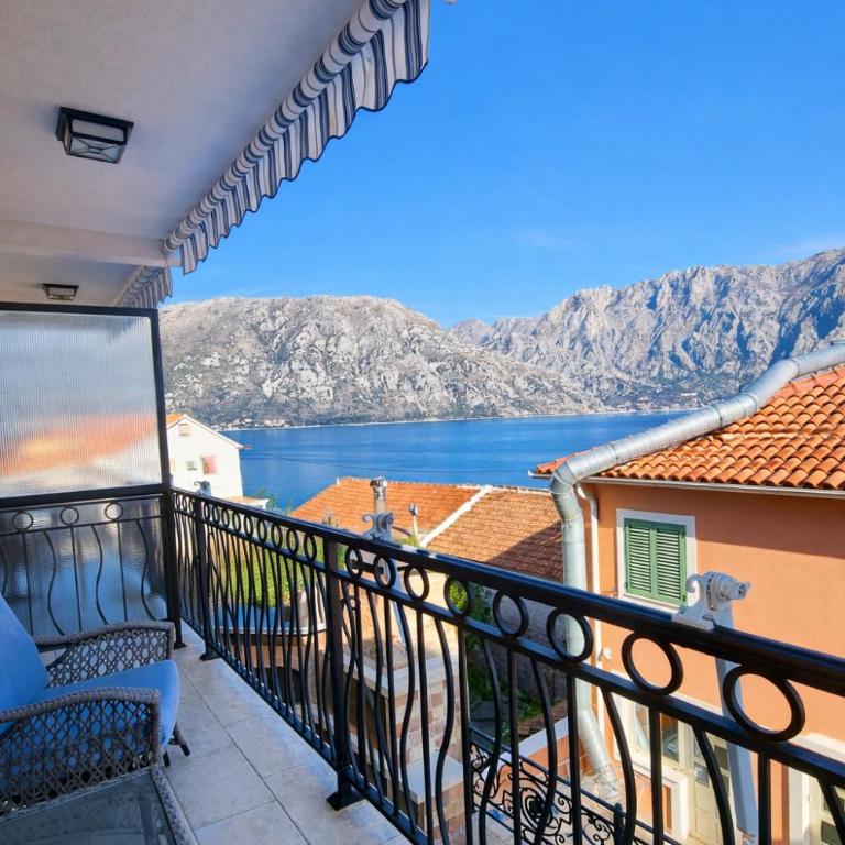Apartments Bonaca - Studio Apartment with Sea View - 5