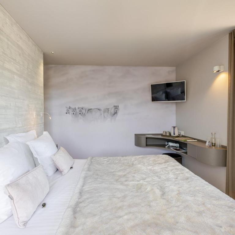Les Loges Du Parc - Chambre Double Deluxe avec Baignoire d’Hydromassage - Loups Blancs - 1