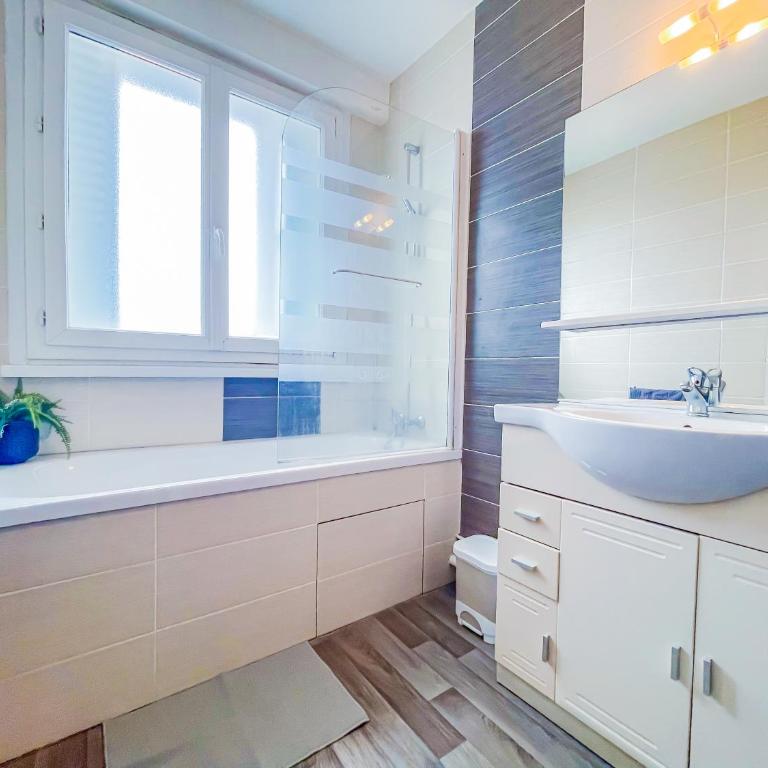 T3 Confortable et Lumineux - Appartement 2 Chambres - 9
