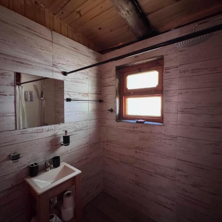 cabañas de montaña Triskel - One-Bedroom Chalet - 6