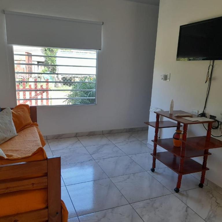 Casita Rosa - One-Bedroom House - 11