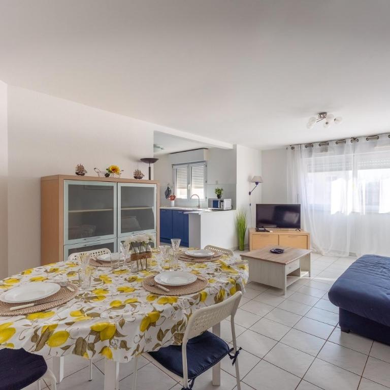 Port-Fréjus - Résidence Le Consul - Two-Bedroom Apartment - 2