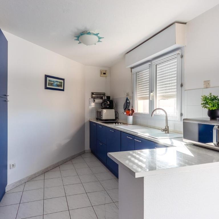 Port-Fréjus - Résidence Le Consul - Two-Bedroom Apartment - 3