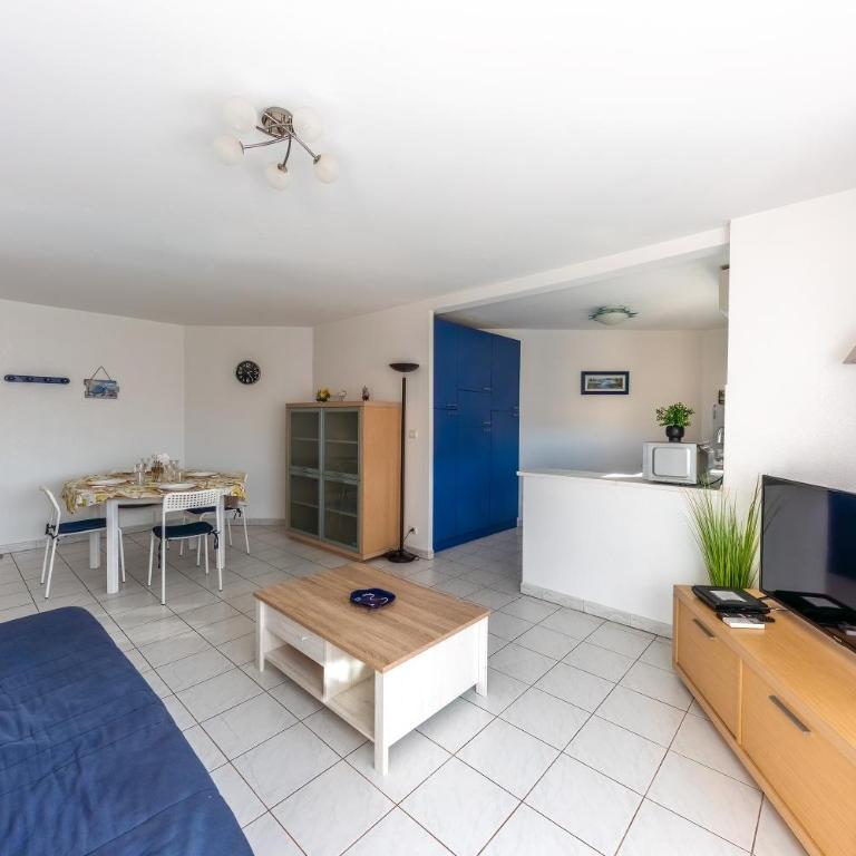 Port-Fréjus - Résidence Le Consul - Two-Bedroom Apartment - 9