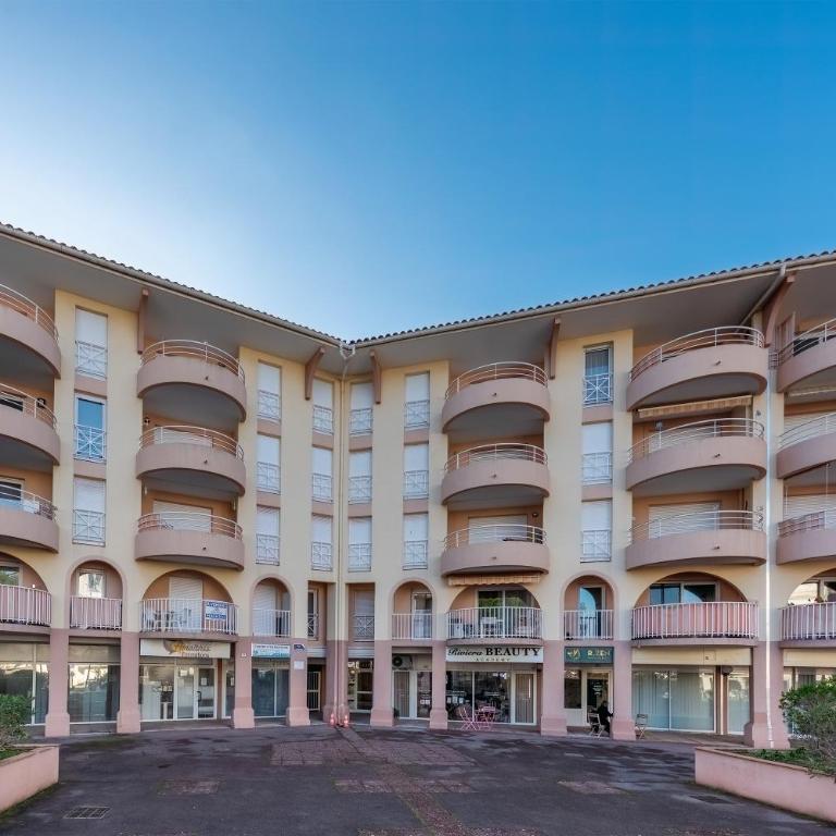 Port-Fréjus - Résidence Le Consul - Two-Bedroom Apartment - 14
