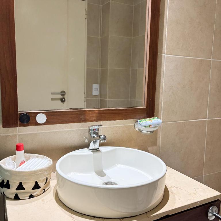 SOLAR ABASTO, ideal para una semana, cerca Movistar arena - Apartamento de 1 dormitorio - 26