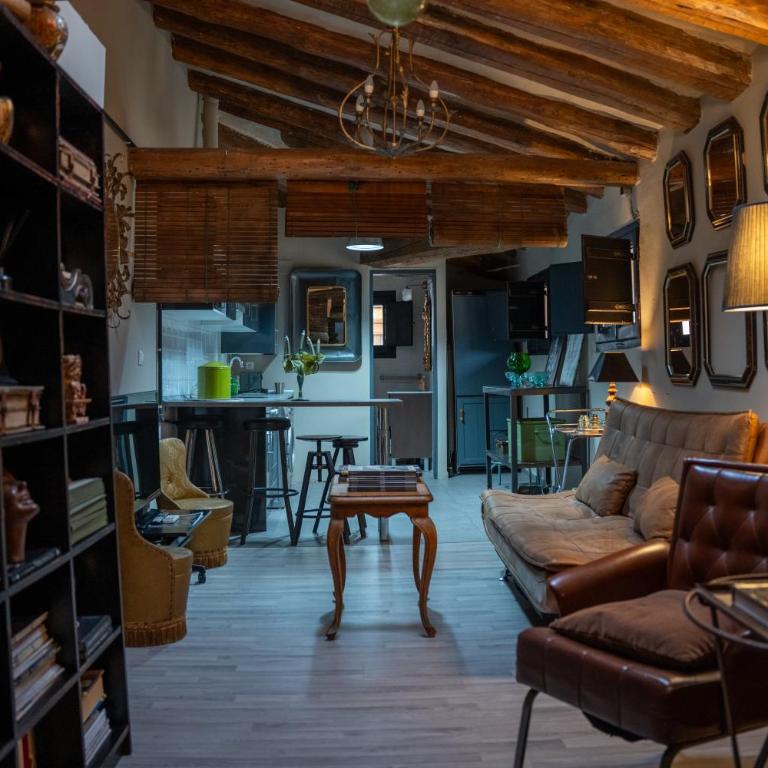 Apartamentos Basilicus - Estudio Superior - 1