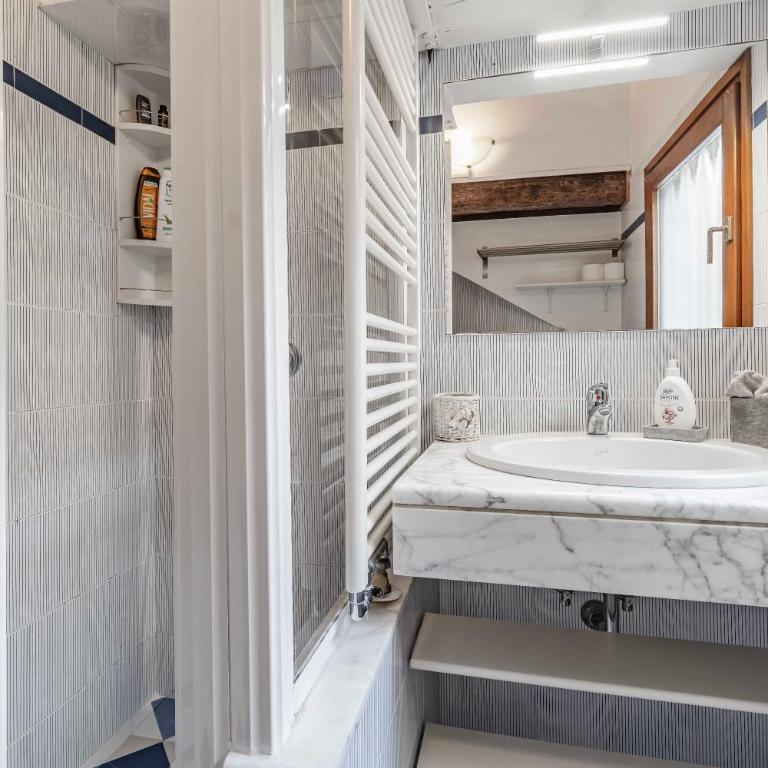 Attico San Marco - Appartamento su 2 Livelli con 2 Camere da Letto - 30