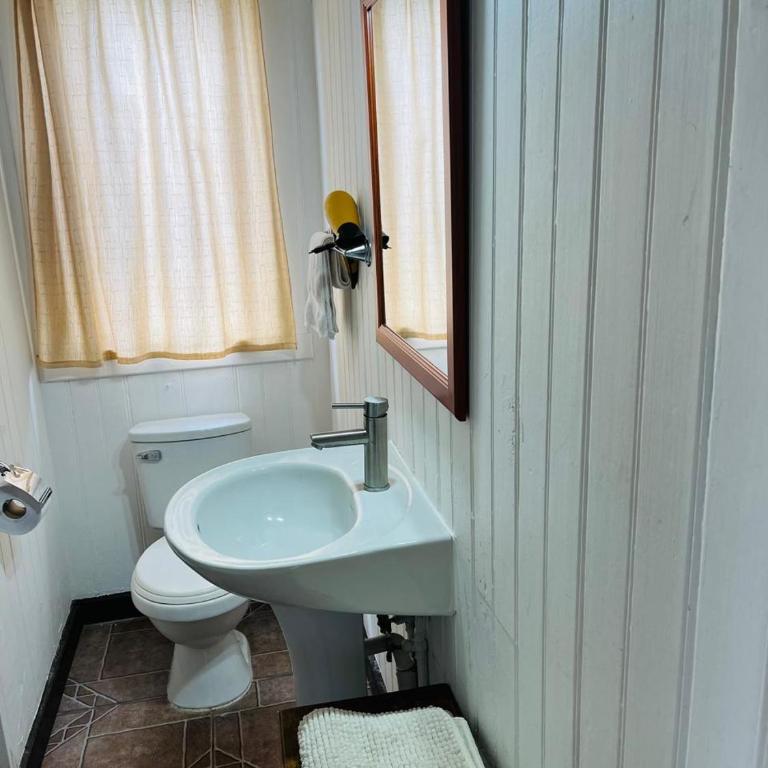 Casa Ellies Hotel Boutique - Two-Bedroom Family Apartment - 4