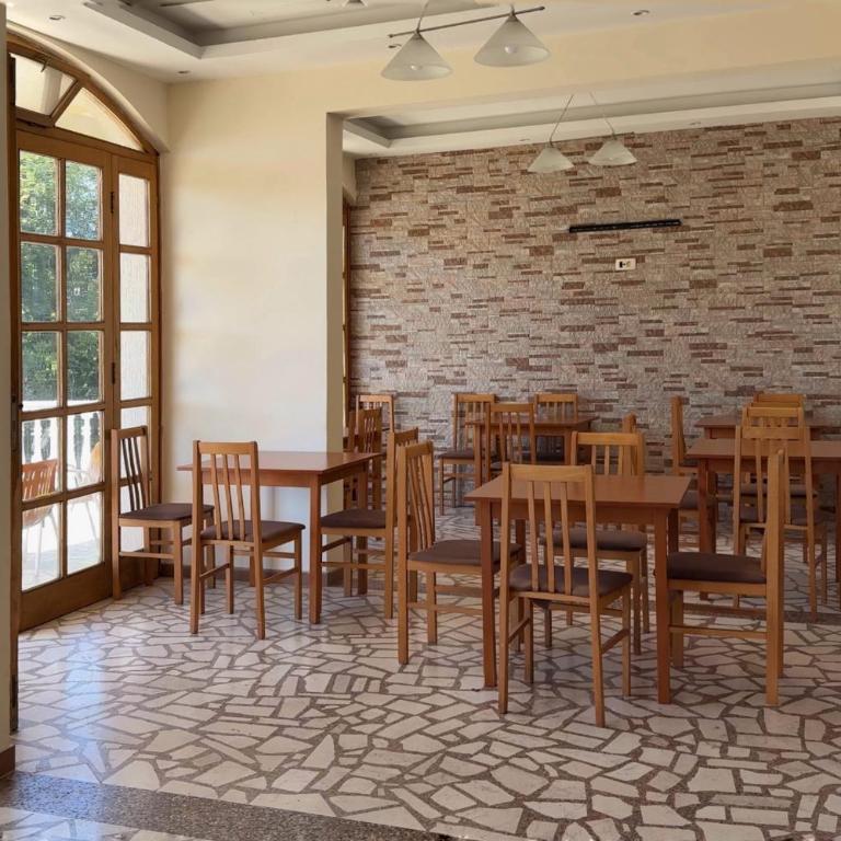 Villa Sara Wellness, Bar, Sutomore - Dvokrevetna Soba sa Zasebnim Krevetima i Tušem - 6