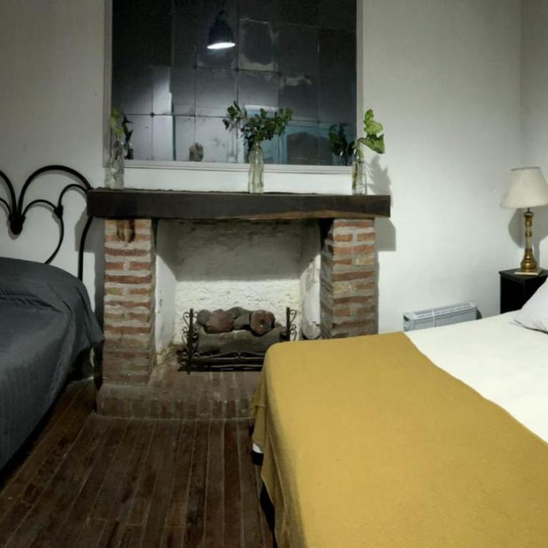 Urban Salta - Hostel - Habitación Triple Económica con baño compartido - 2