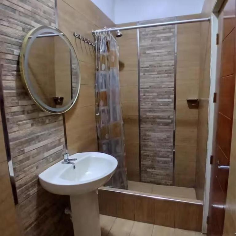 Princess Hotel - Economy Twin Room - 1