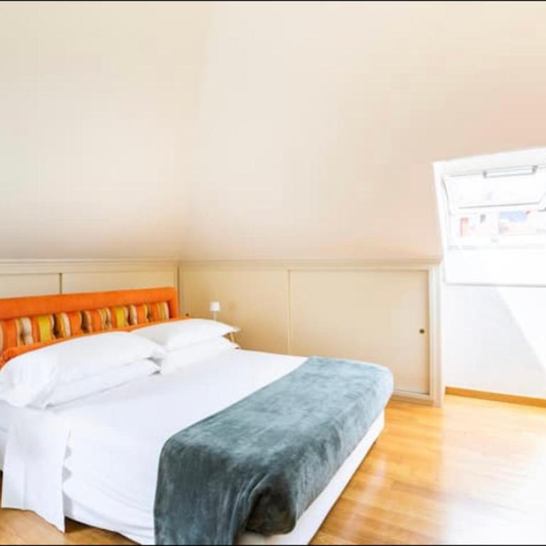 Fuga romantica - Mansarda chic con box privato & mare a 150m - One-Bedroom Apartment - 13