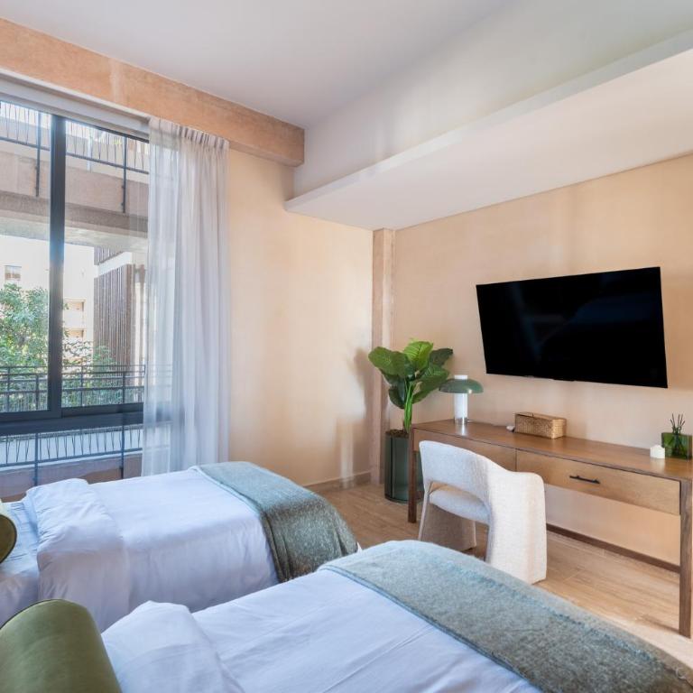 Corasol, Relaxed Stay with Terrace & Full Amenities - Two-Bedroom Deluxe Apartment - 8
