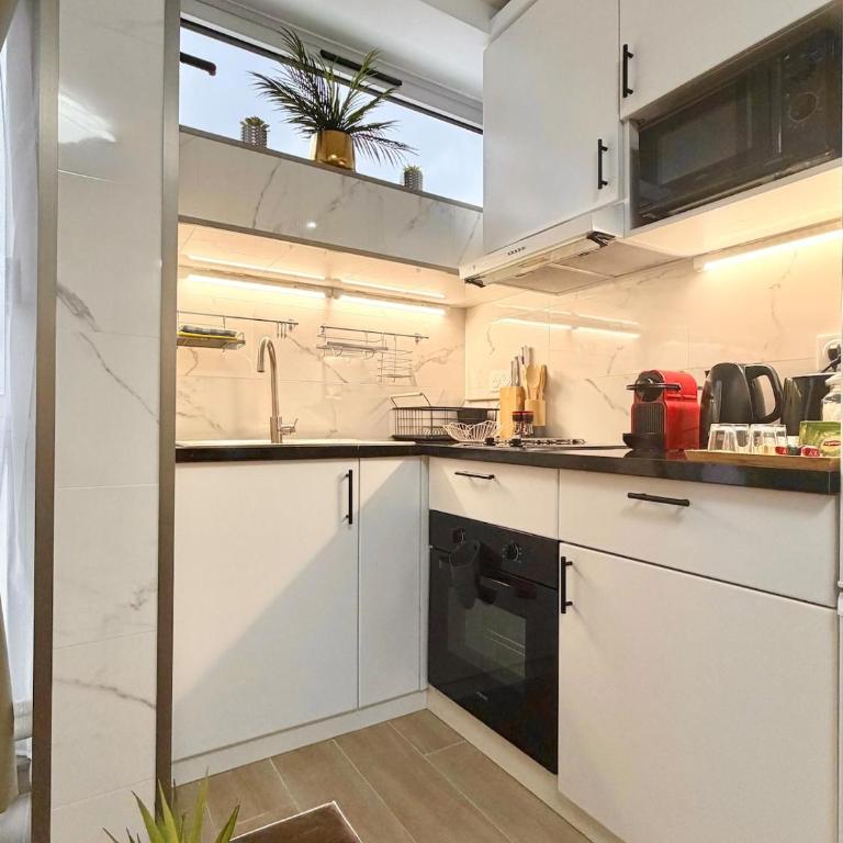 Stylish Apartment in Paris Center Metro 6 Glacière & M7 Les Gobelins - Studio - 36