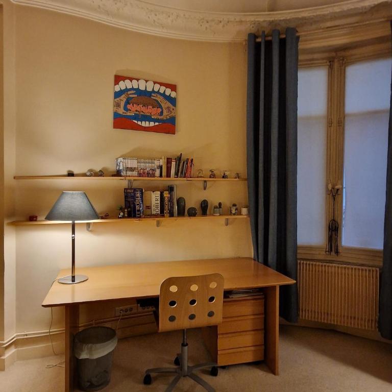 2 Private rooms in an Elegant Haussmannian Appartement - Double Room - 18