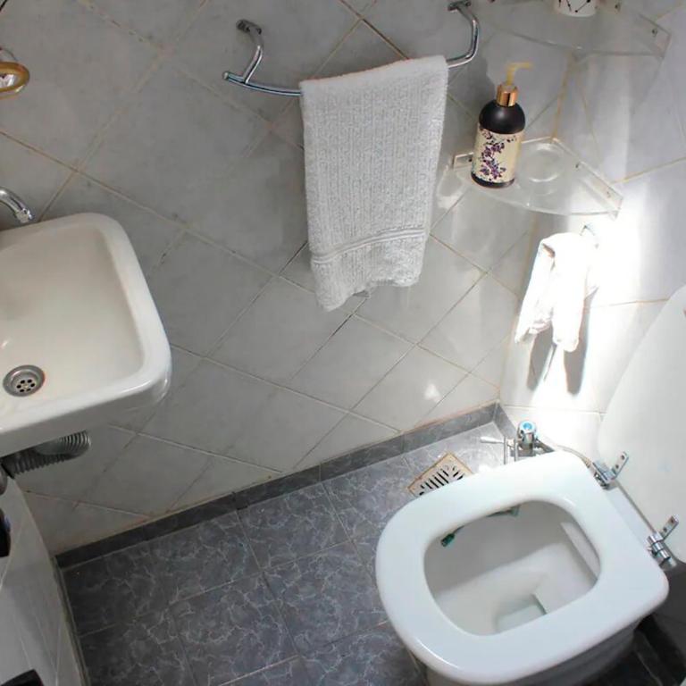 Hospedaje de Raimundo y Monica - Habitación Doble - 10