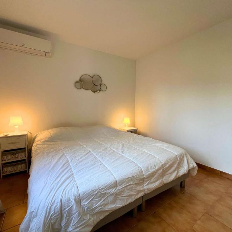 LE MAS DES OISEAUX Villa pour 6 personnes avec piscine privée, à deux pas du Golf de Valcros, à La Londe-Les-Maures - Ferienhaus mit 3 Schlafzimmern - 20