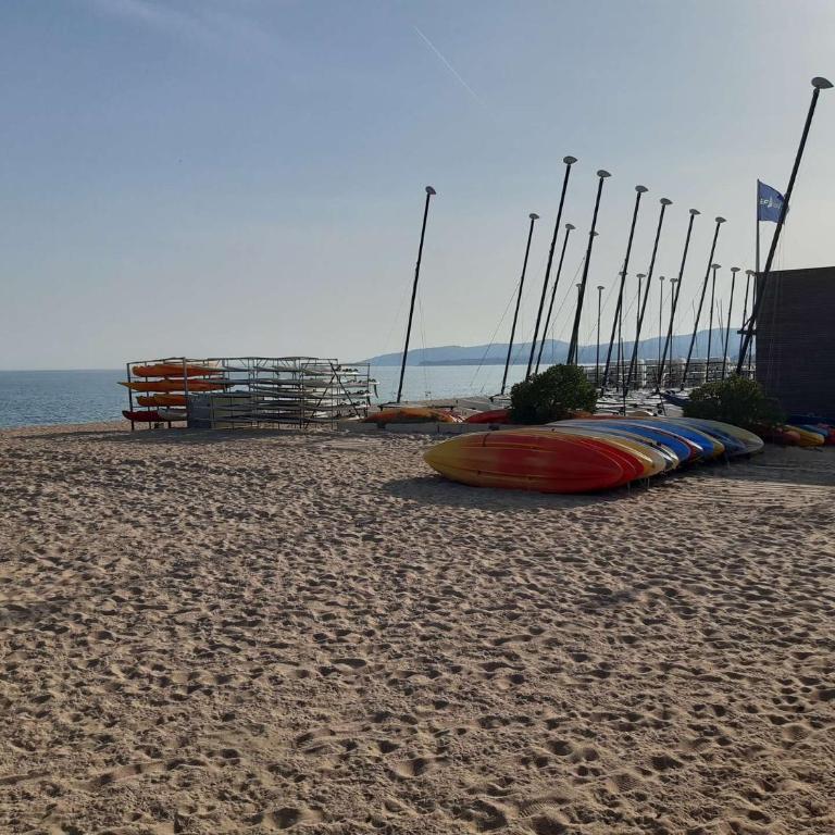 FS520-B10 Appt 3 pièces 6 personnes FREJUS - Two-Bedroom Apartment - 14