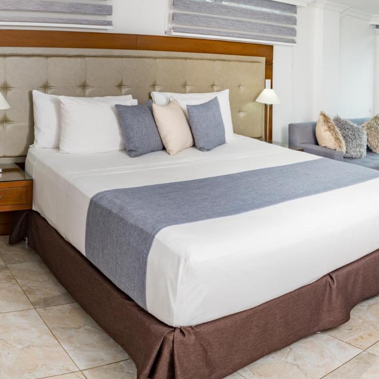 Hotel Caquetá Real HSC - Habitación Superior con cama extragrande - 6