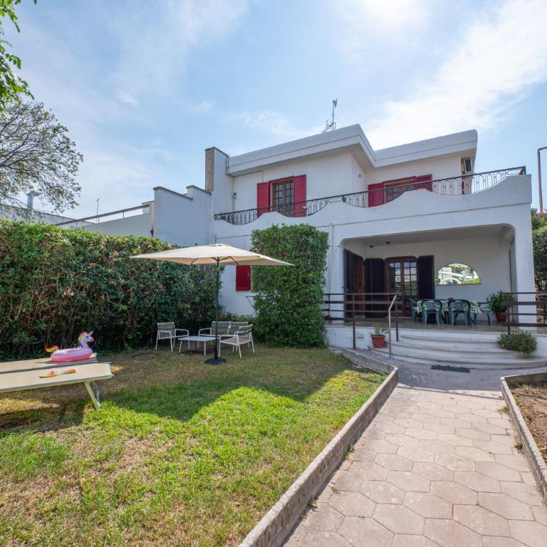 Retreat dell'Orso - Villa per Vacanze in centro - Frontemare - Appartamento con 5 Camere da Letto - 100