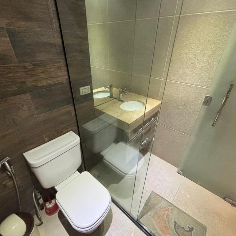 Estudio moderno cerca del Ventura Mall con Parqueo - One-Bedroom Apartment - 5