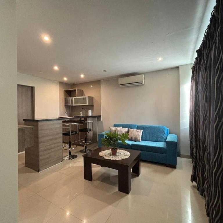Estudio moderno cerca del Ventura Mall con Parqueo - One-Bedroom Apartment - 7