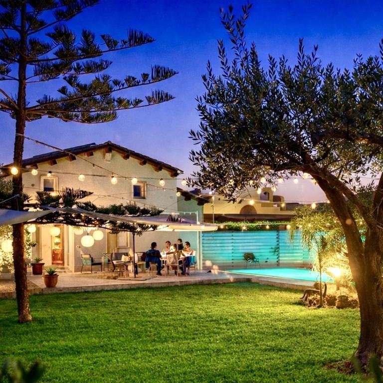 Incantevole villa con piscina e giardino a poca distanza dalle spiagge piu belle - Casa Vacanze - 35