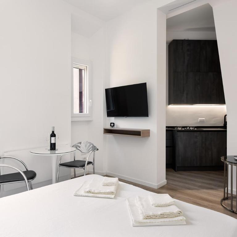 Luxury Apartment - Vatican Area - Key Collection - Appartamento con 3 Camere da Letto e con Vista - 70